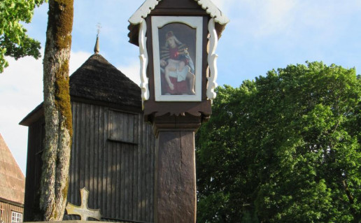 34_Koplytstulpis Pieta Berzore. A.Brazdeikytes n.jpg